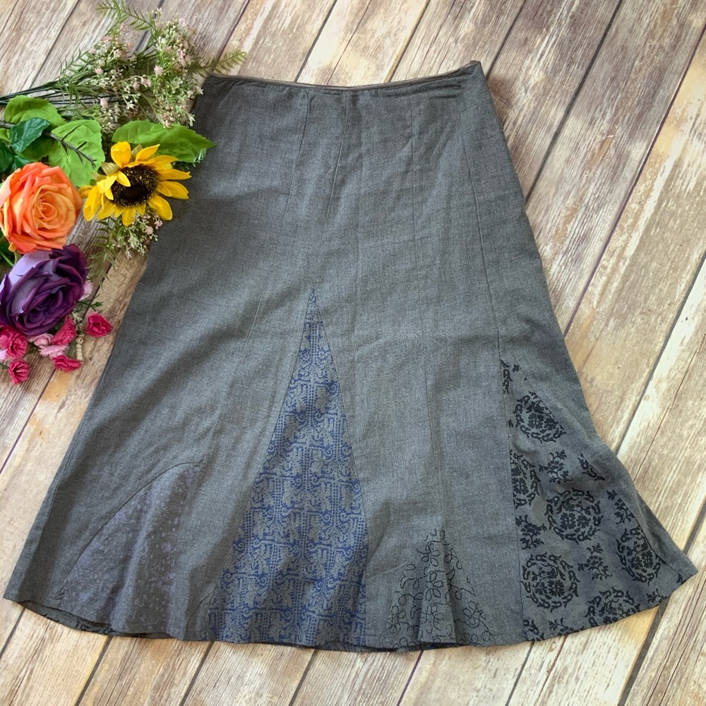 Free People Grey A-Line skirt w print triangles SIZE 3